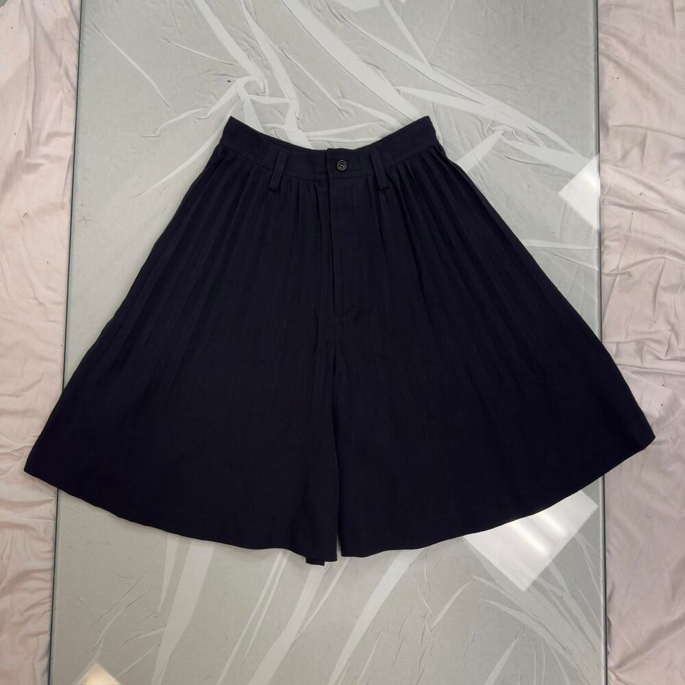 Comme Des Garcons Navy Pleated Shorts